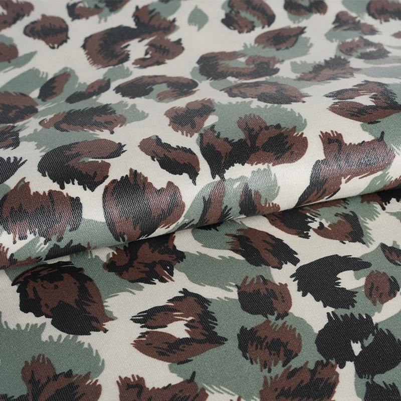 20D * 21S Cadás Órga Tiúsaithe Trí Dhath Fabraic Priontála Liopard