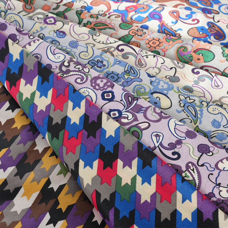 poileistir 50 * 75 Fabraic Priontála Satin Geoiméadrach Twisted Satin