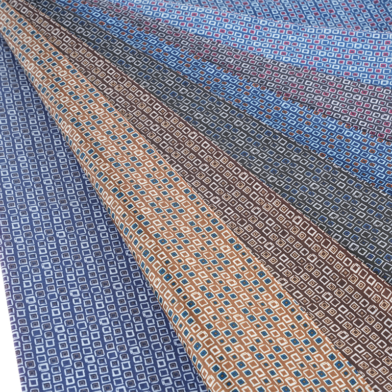 Fabraic Priontála Cearnóg Beag poileistir 190T Taffeta